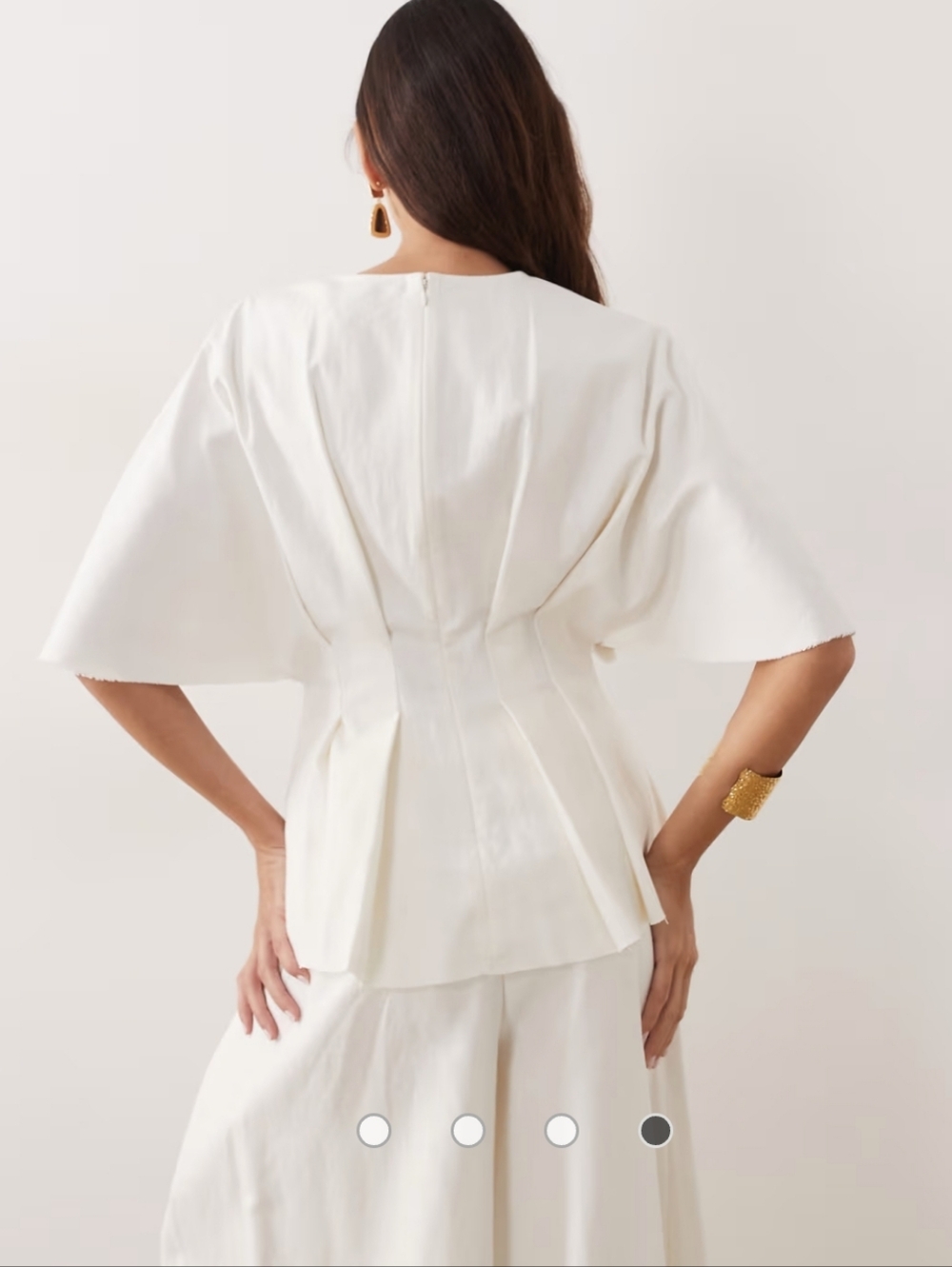 ARRANGE WHITE CURVE PLEATED CINCHED WAIST TEE UNDONE HEM NWT SIZE 14 - Picture 3 of 16